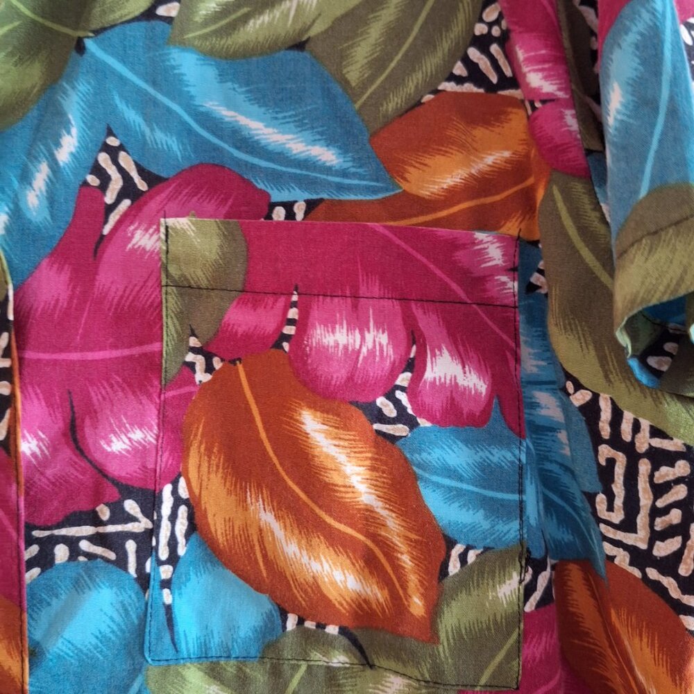 Woman's Short Sleeve "Tropical" Shirt - Picture 3 of 6